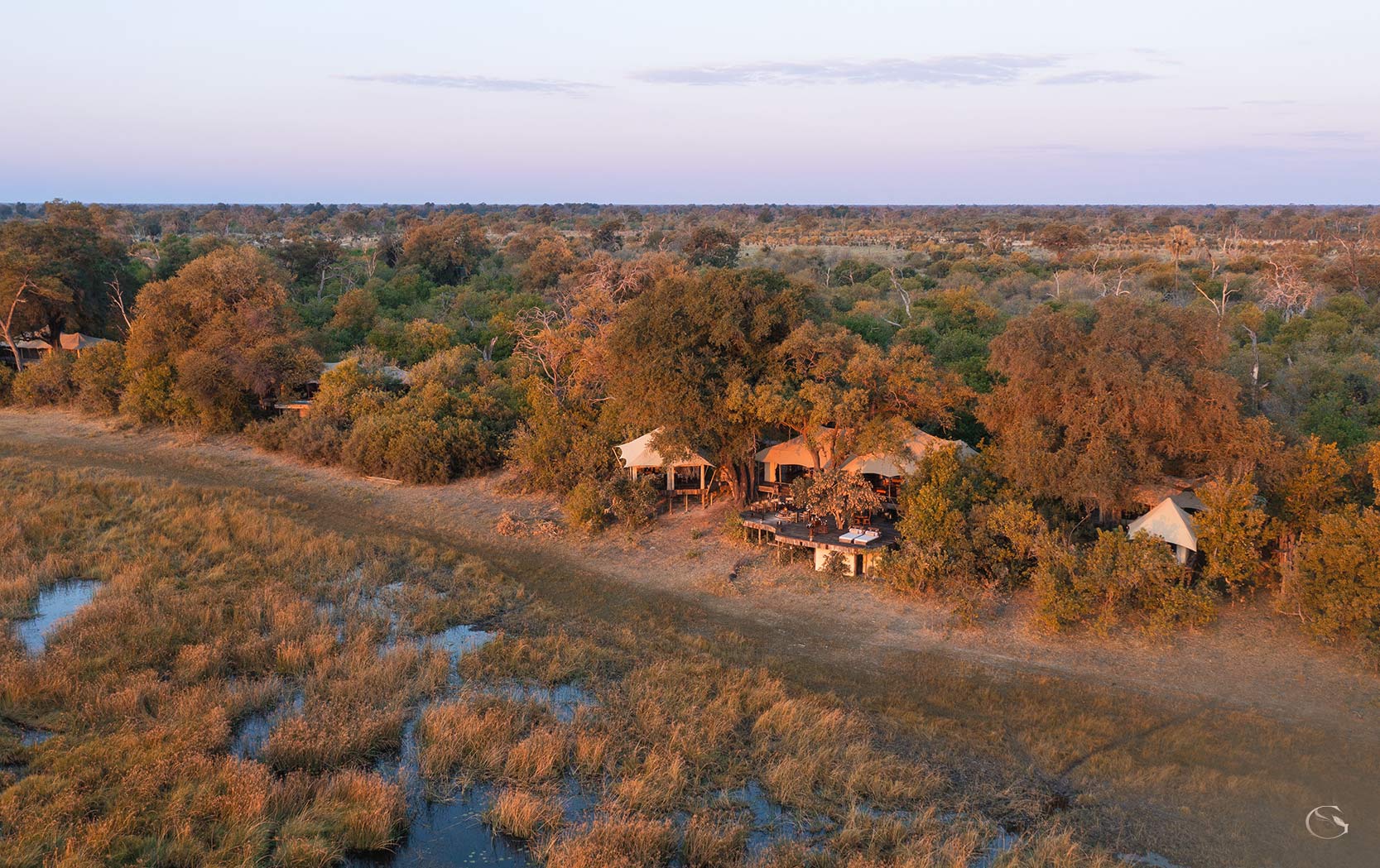 Zarafa Camp LuxurySafariCamps.com