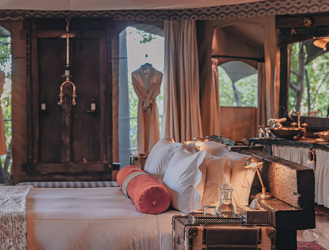 Mara Plains Camp LuxurySafariCamps.com